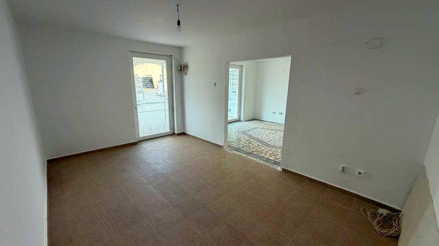 Spațiu comercial, de 61 mp, în Ultracentral
