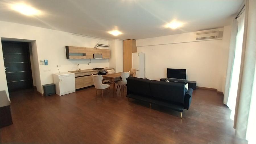 Apartament cu 2 camere decomandat, mobilat în Aviației