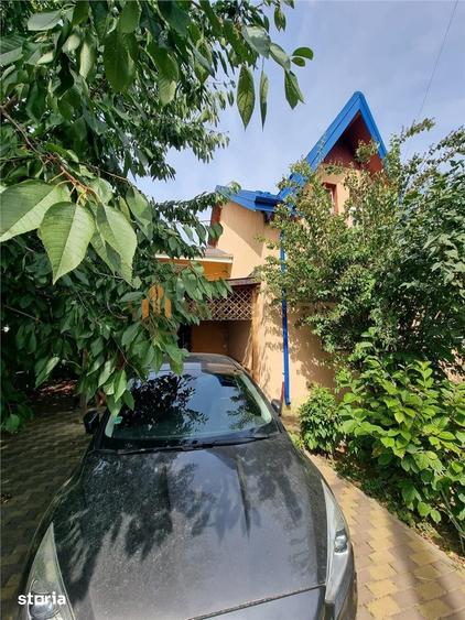 Casă cu 4 camere cu Teren 800 Mp în Miroslava