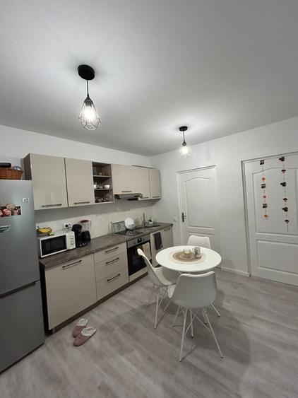 Apartament cu 2 camere decomandat, mobilat în Apahida