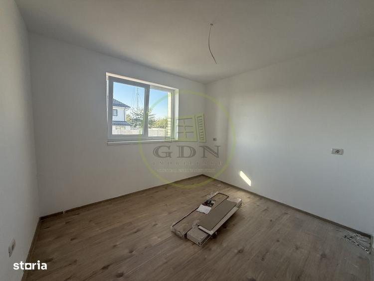Casă cu 4 camere cu Teren 500 Mp în Central