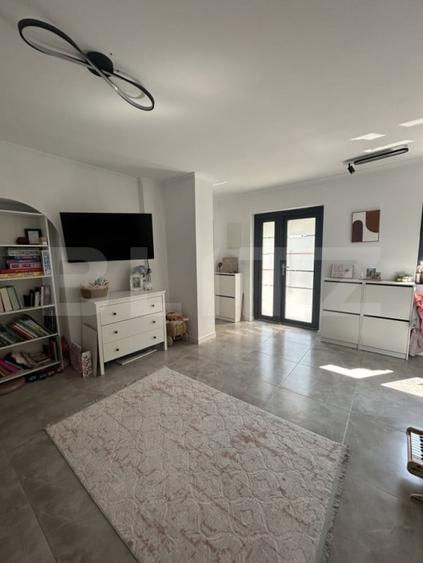 Casă cu 2 camere cu Teren 194 Mp în Central