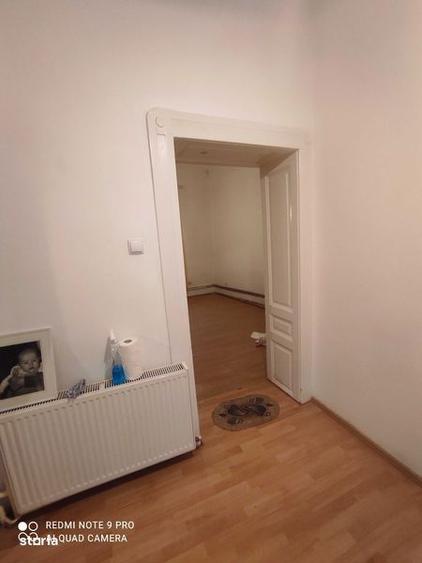Casă cu 4 camere decomandat cu Teren 101 Mp în Central
