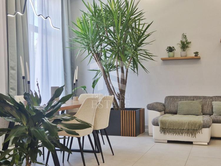 Apartament cu 2 camere semidecomandat în P-ța Maria