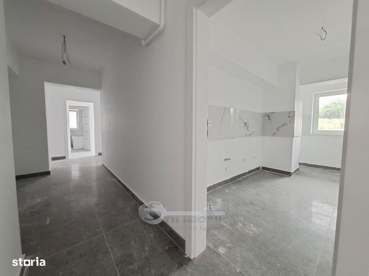 Apartament cu 3 camere decomandat în Galata