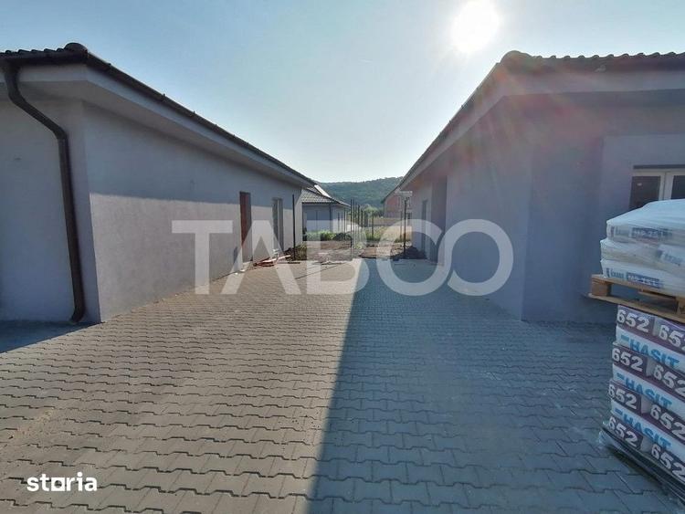 Casă cu 3 camere cu Canalizare în Central