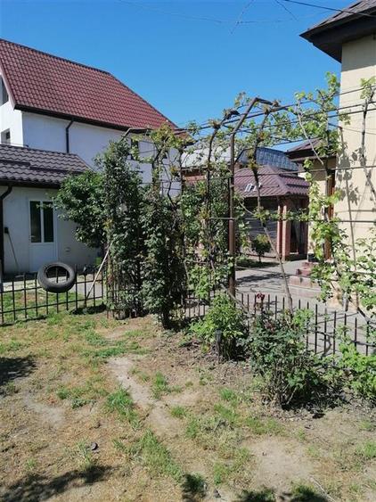 Casă individuală cu 5 camere cu Canalizare în Vărsătura