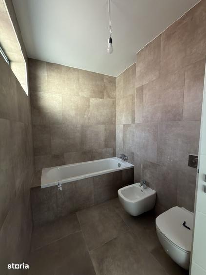 Apartament cu 3 camere decomandat în Braytim