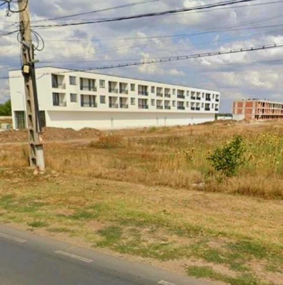 Teren Construcții intravilan de 23600 mp, în Tunari
