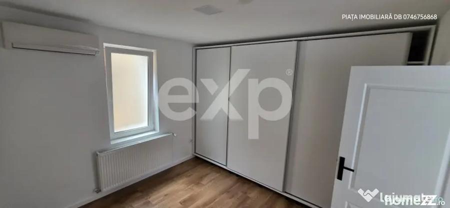 Casă cu 7 camere cu Teren 415 Mp în Central