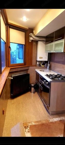 Apartament cu 2 camere decomandat în Barieră
