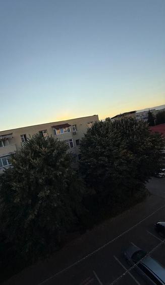 Apartament cu 2 camere semidecomandat în Teilor