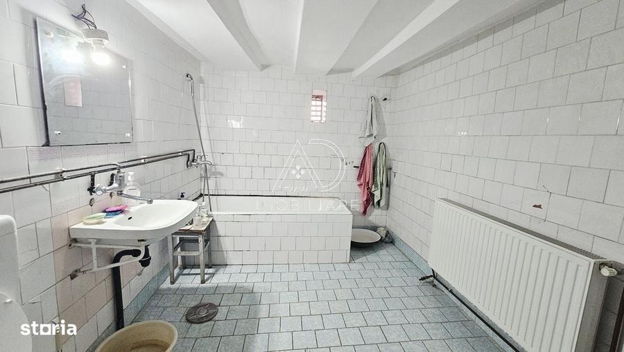Casă cu 4 camere în Central