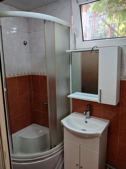 Garsonieră decomandată în Dorobanți