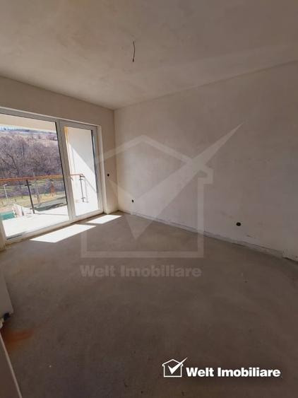 Duplex cu 4 camere cu Canalizare în Stolna