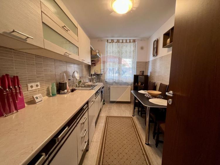 Apartament cu 2 camere decomandat, mobilat în Țiglari