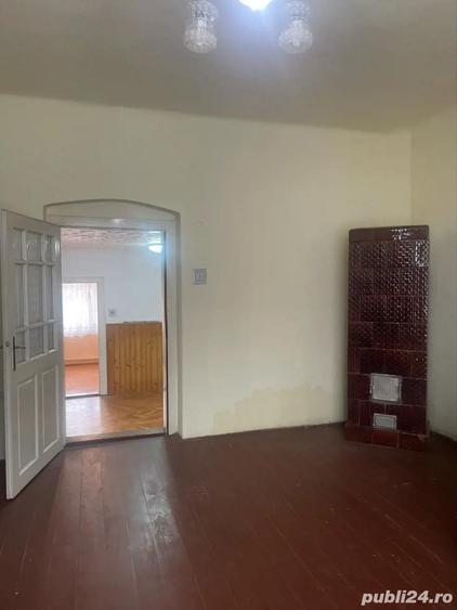 Vand casa caramida , zona linistita , str. Rodnei - 6