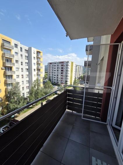 Apartament cu 2 camere decomandat, mobilat în Avantgarden