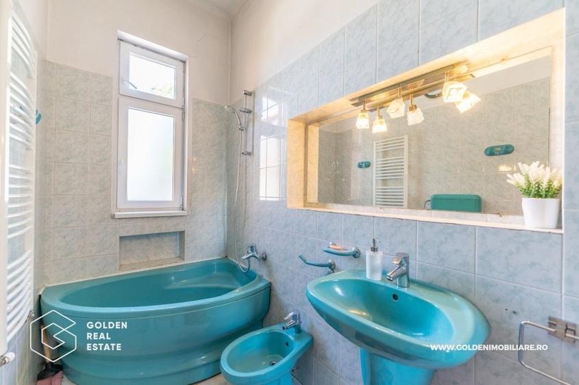 Casă individuală cu 5 camere cu Canalizare în Drăgășani