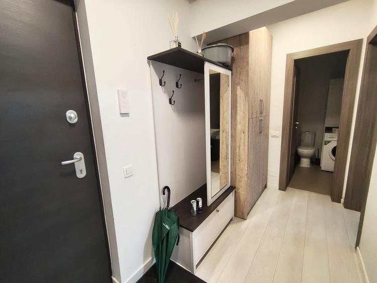 Apartament cu 2 camere decomandat în Politehnica