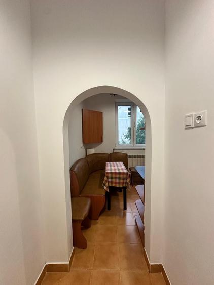 Garsonieră decomandată în Băneasa