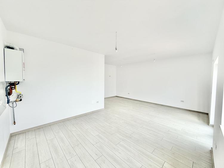 Duplex cu 3 camere cu Teren 300 Mp în Moșnița Nouă