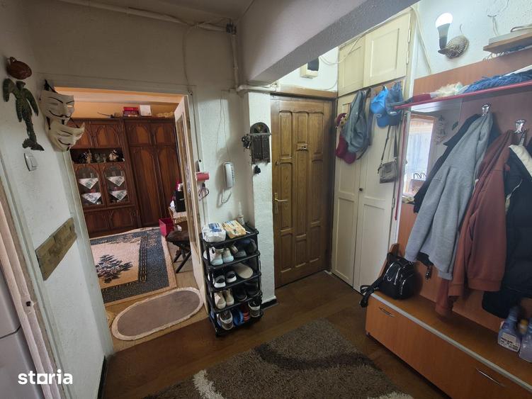 Apartament cu 2 camere decomandat în Depozitelor