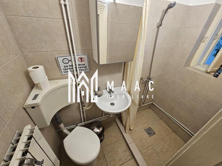 Casă individuală cu 8 camere cu Canalizare în Central