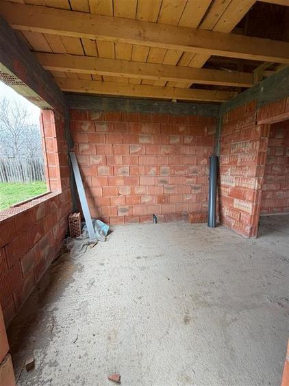 Casă individuală cu 3 camere cu Piscina în Blidari (Cârligele)