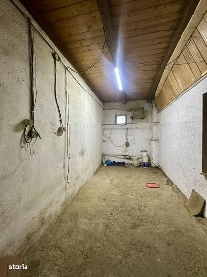 Casă cu 4 camere în Central
