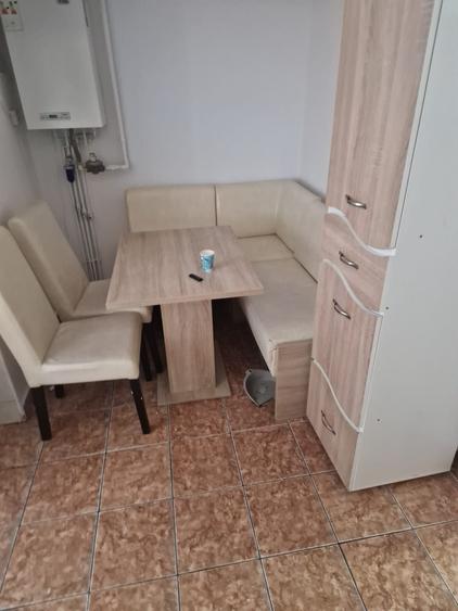 Casă cu 2 camere în Central
