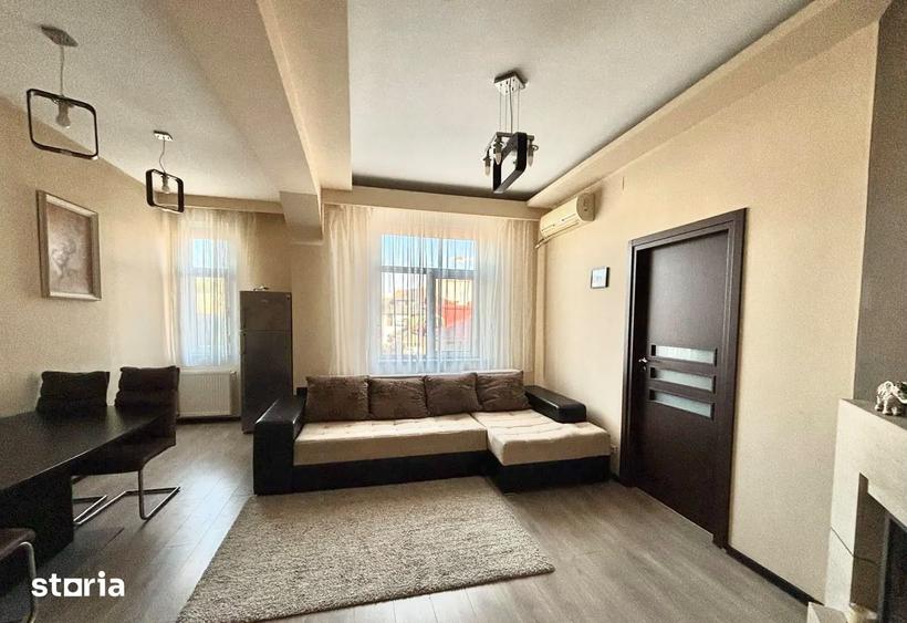Apartament cu 3 camere decomandat în Grivița