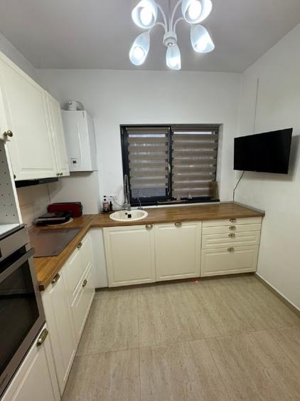 Duplex cu 4 camere cu Canalizare în Vest