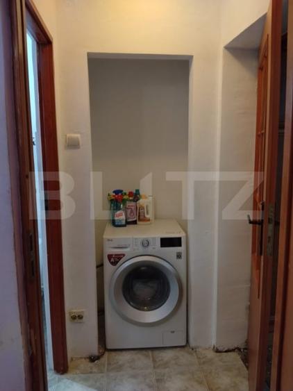 Apartament cu 2 camere semidecomandat, mobilat în Micro 9