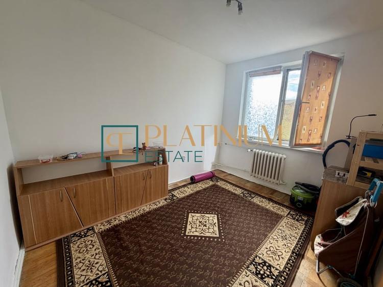 Apartament cu 3 camere decomandat, mobilat în Girocului