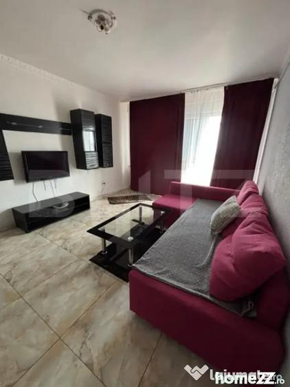 Apartament cu 2 camere decomandat în Republicii
