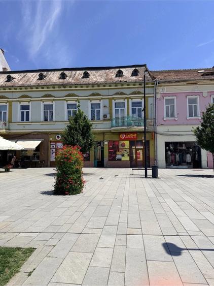 Spațiu comercial, de 78 mp, în Central