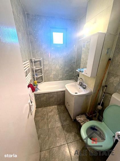 Apartament cu 3 camere decomandat în Central