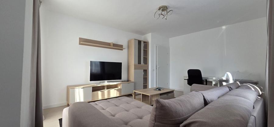 Apartament cu 2 camere decomandat în Bucureștii Noi