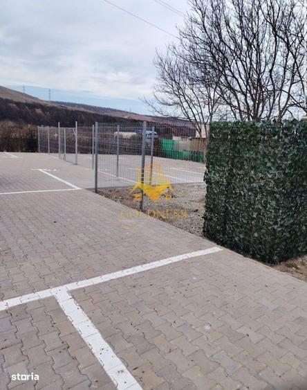 Spațiu comercial, în Florești