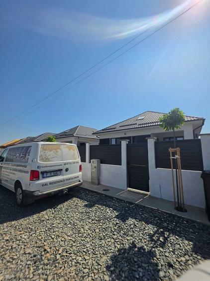 Casă cu 4 camere în Central