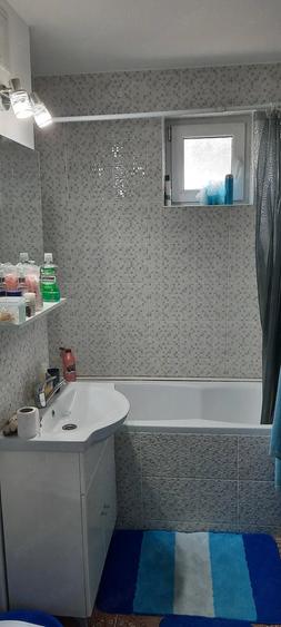 Apartament cu 2 camere decomandat în Obor