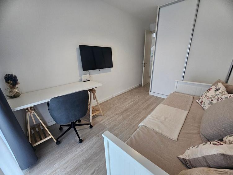 Apartament cu 3 camere decomandat în Herăstrău