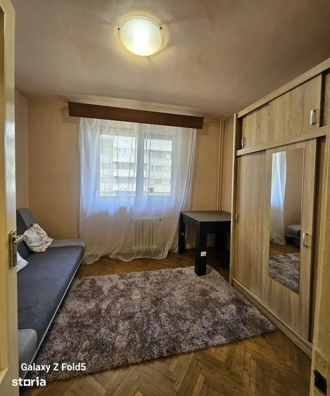 Apartament cu 3 camere decomandat în Ultracentral