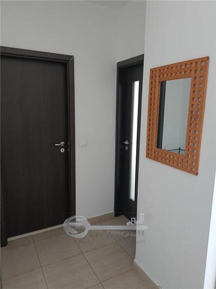 Apartament cu 2 camere semidecomandat, mobilat în Nicolina