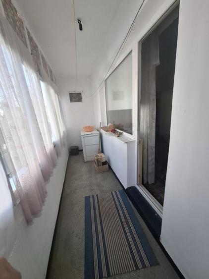 Apartament cu 2 camere semidecomandat în Letea