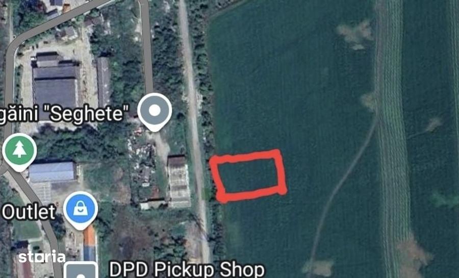 Teren de 5800 mp, în Central