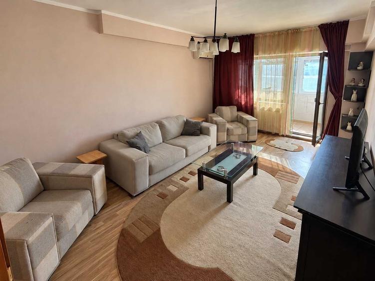 Apartament cu 2 camere decomandat în Ultracentral