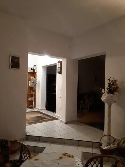 Casă cu 10 camere cu Teren 4287 Mp în Cebza