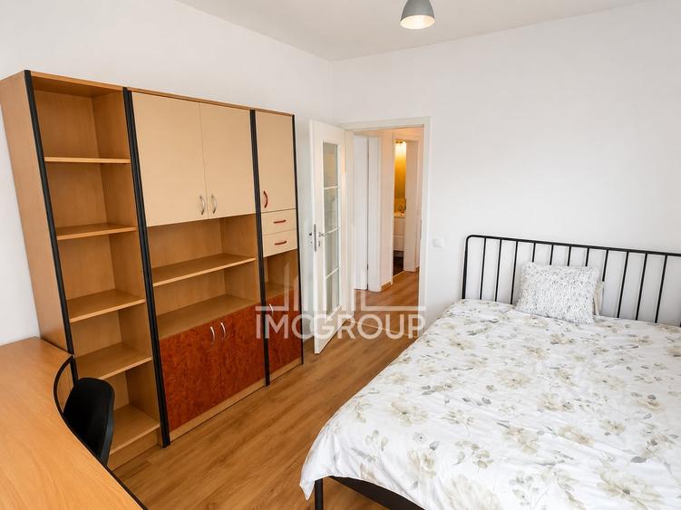 Apartament cu 3 camere decomandat, mobilat în Zorilor
